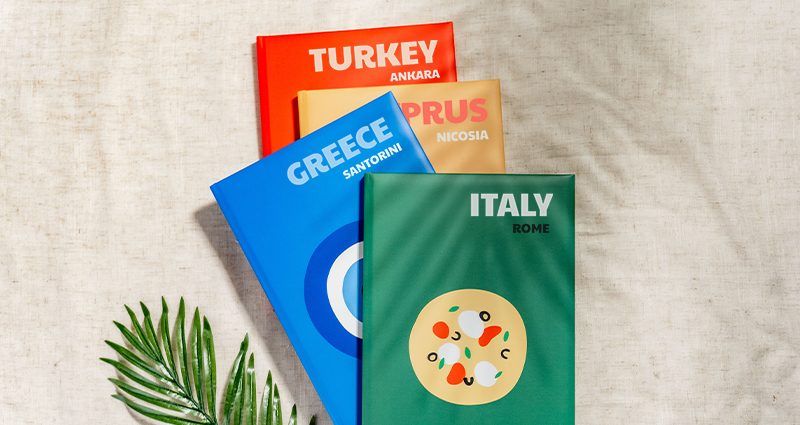 Covers for vacation photo books using “Holiday in a Minimal Style” templates