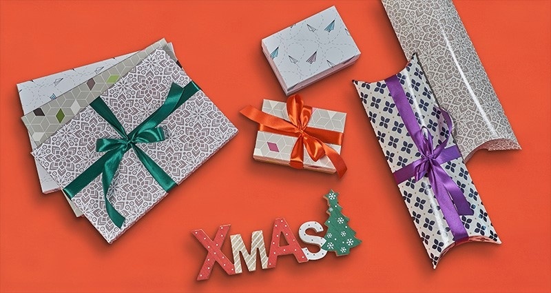 Scatola Confezione Pacco Regalo Per Natale Gift Box 4 Formatti 5 Colori  Lusso
